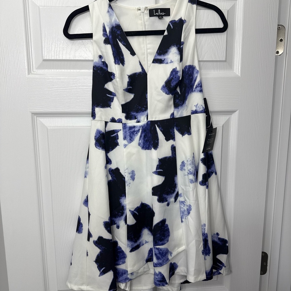 Lulu's Navy and White Abstract Mini Dress